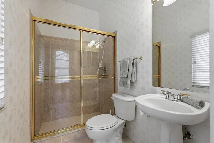 Bathroom 3