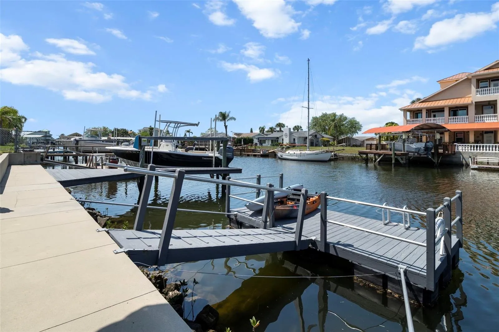 Floating Dock