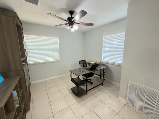 Flex Room/ Office