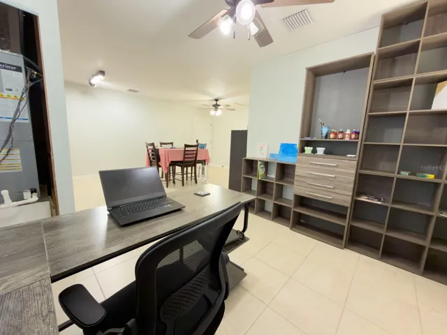 Flex Room/ Office