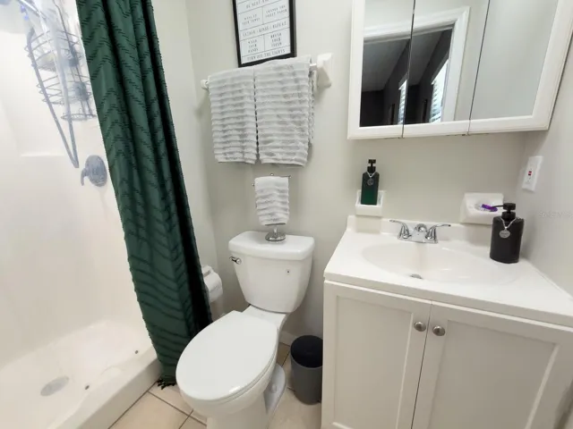 3rd Bedroom /Bathroom