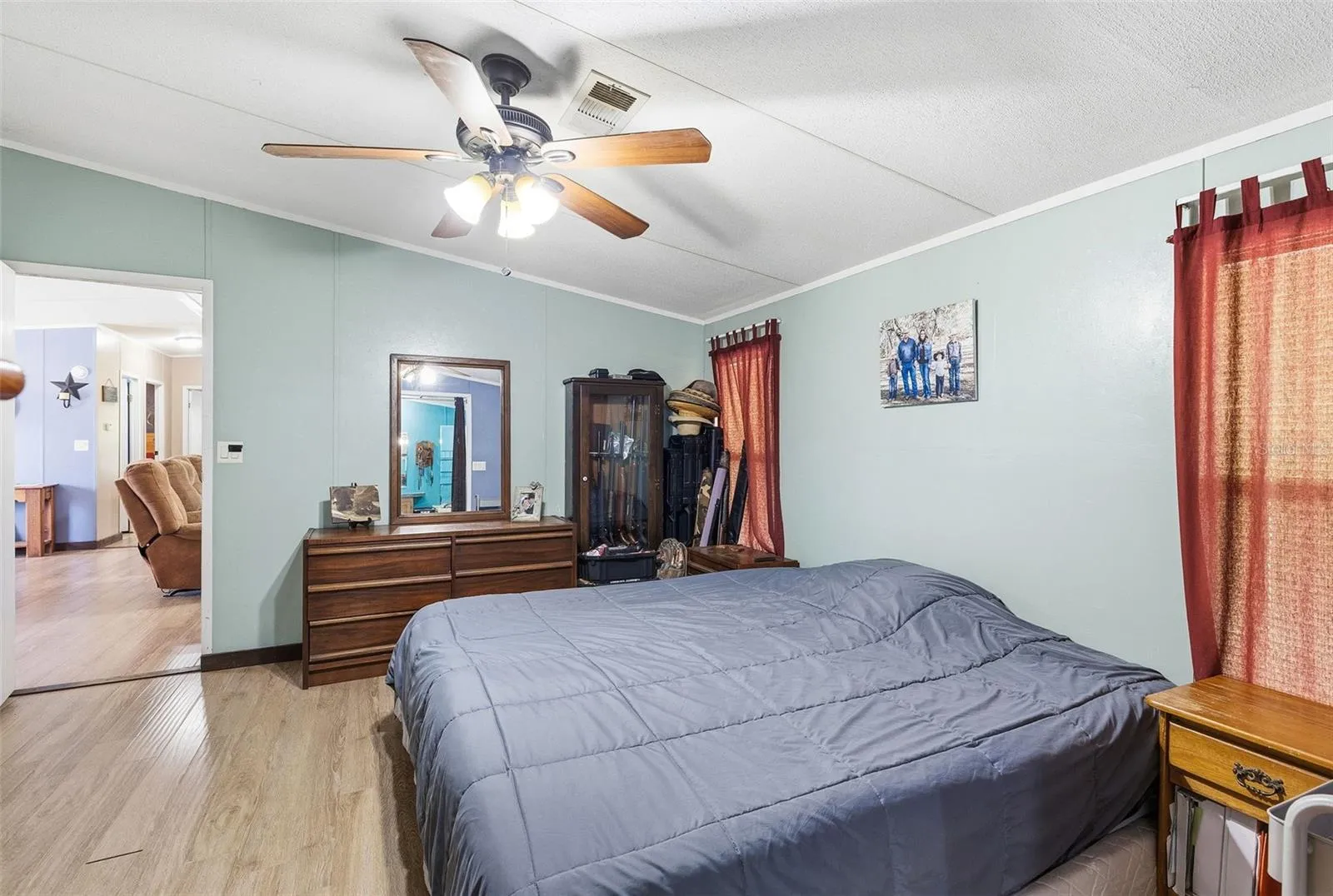 primary bedroom