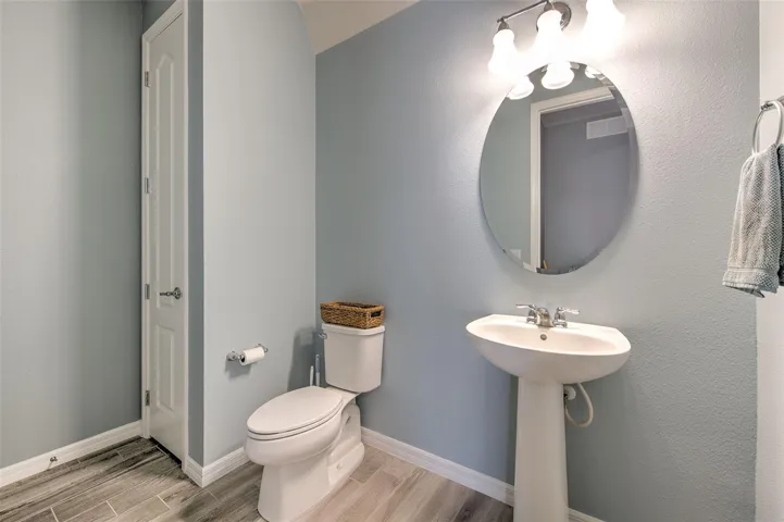 Downstairs half bathroom