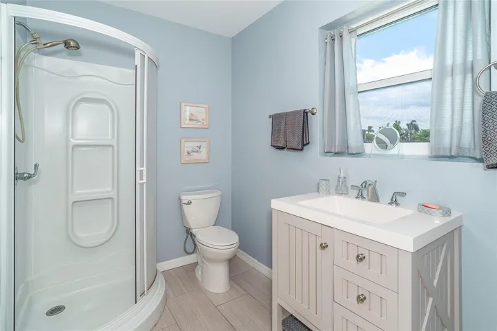 Full bathroom in garage