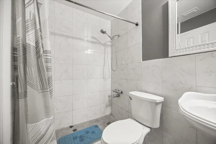 Secondary bathroom