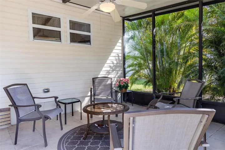 Side Lanai