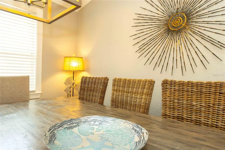Dinning Table