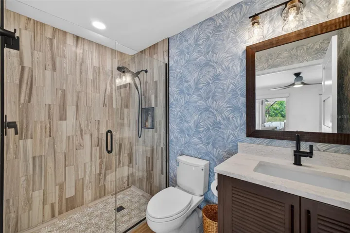 2nd bathroom - ensuite