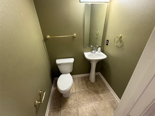 1170