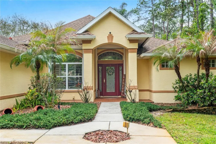Welcome Home to 30 Acanthus Cir