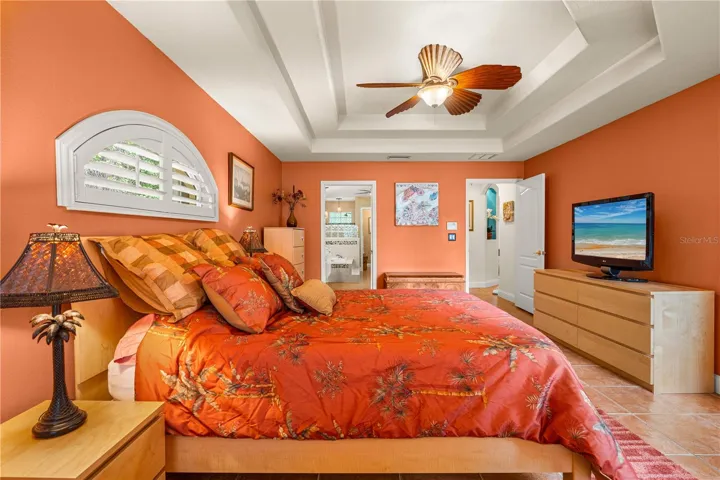 Double Tray Ceiling is Stunning