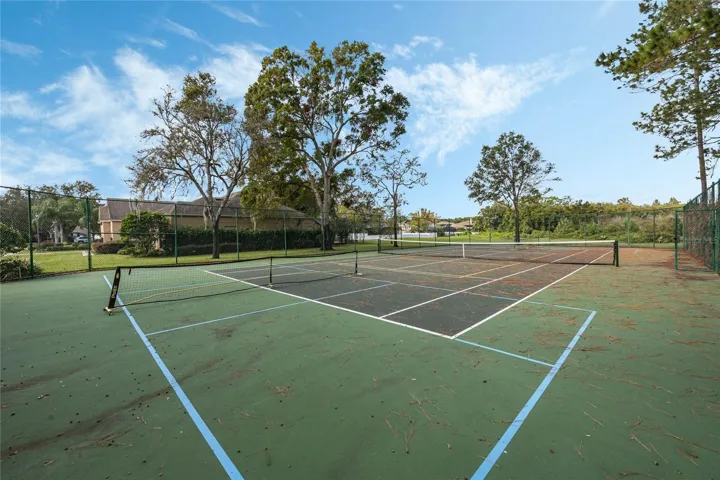 Commmunity Tennis-Picklball Courts