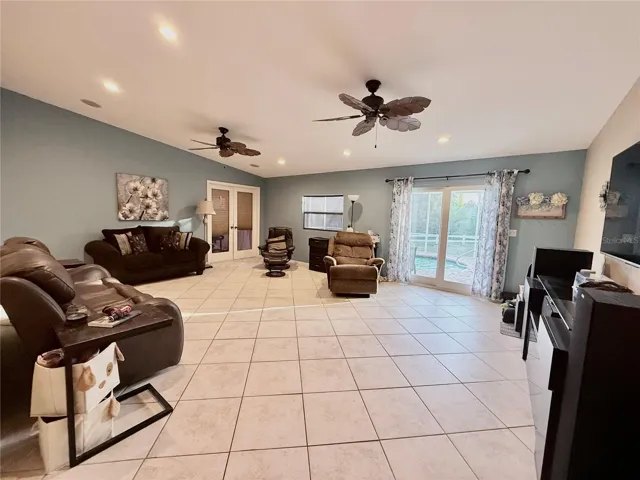 Florida Room/ Family Room