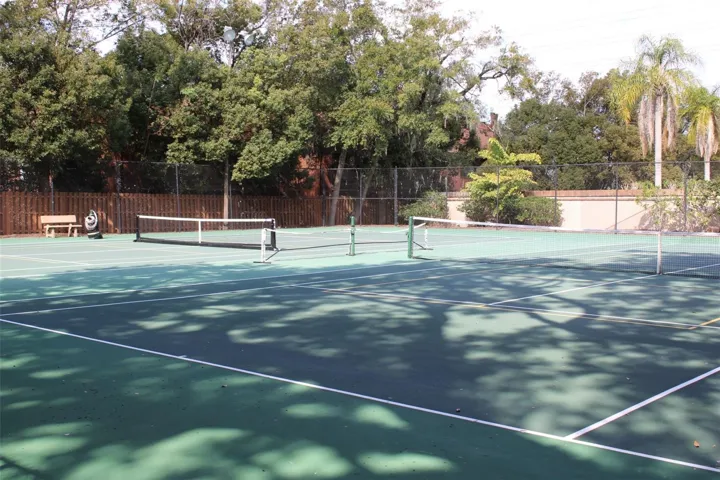 Tennis/Pickleball Courts
