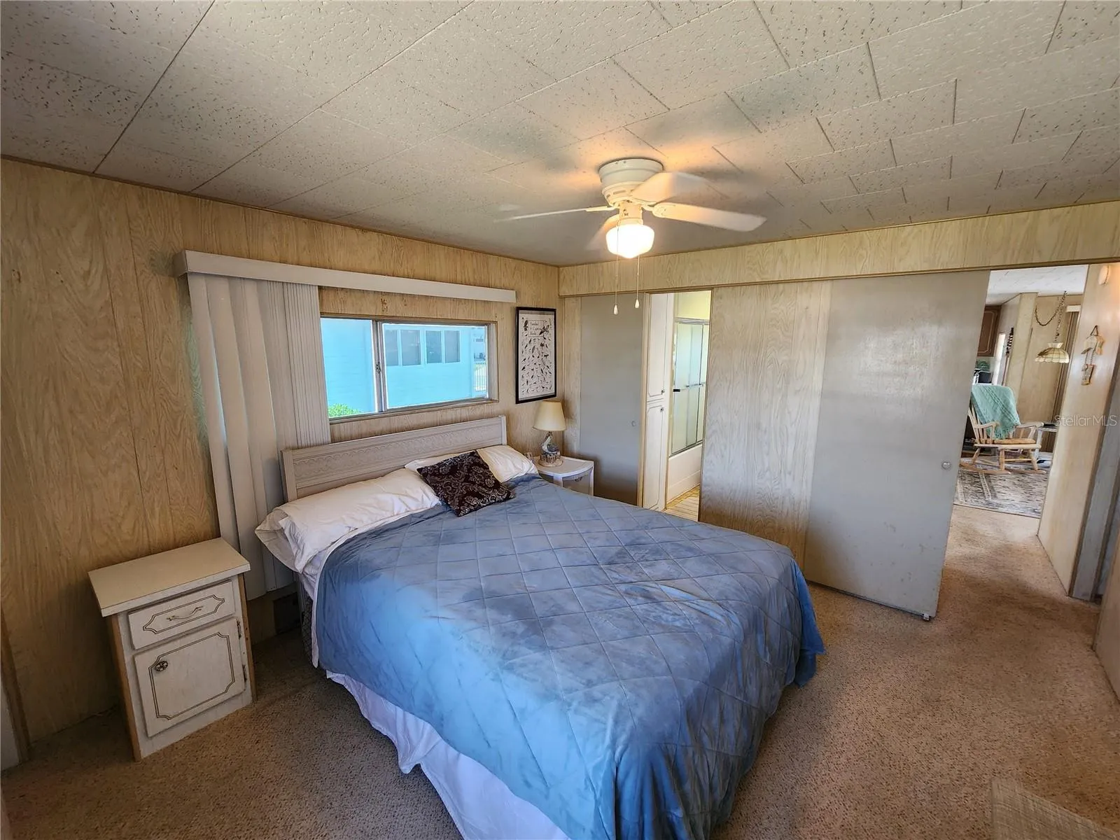 Queen Bed