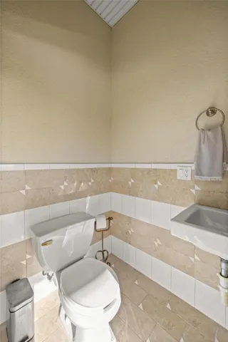 Cabana 1/2 Bath