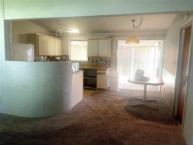 Dining/Kitchen