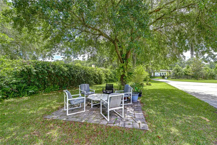 Pavered private sitting area