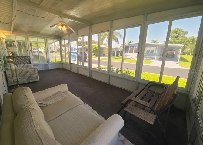 Florida rm is 10X24!
