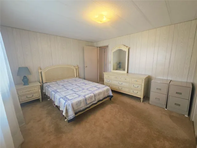 2nd bedroom (11x13)