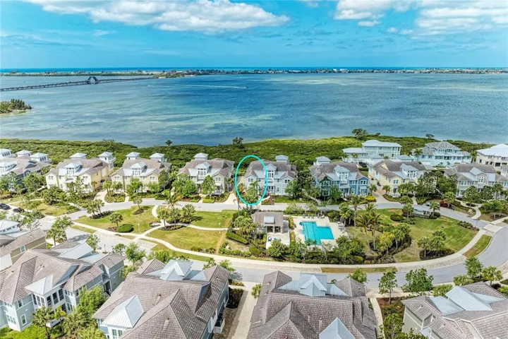Unobstructed view of Anna Maria Sound!