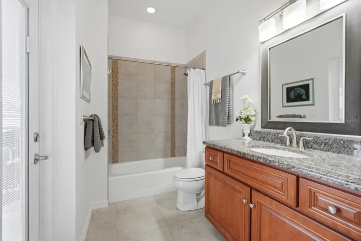 2nd Bathroom