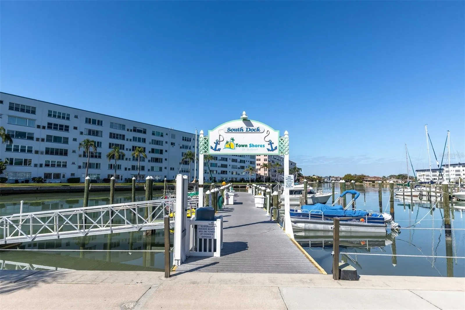 TOWN SHORES MARINA; SLIPS FOR RENT WHEN AVAILABLE