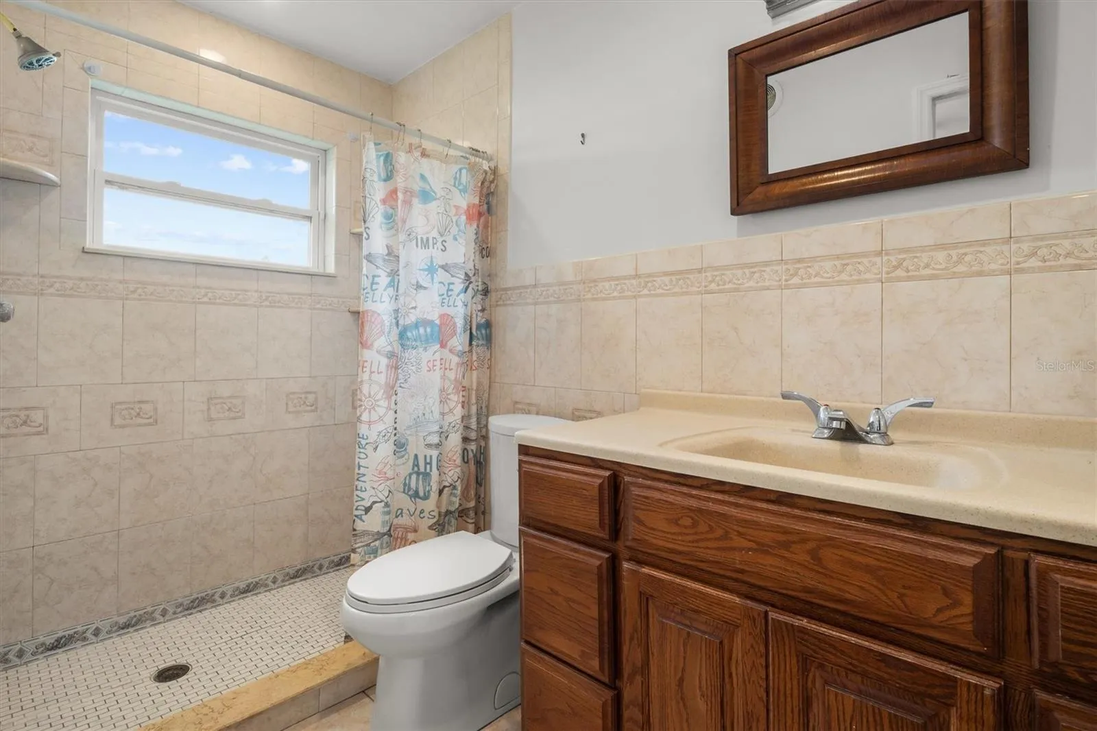 Secondary bathroom