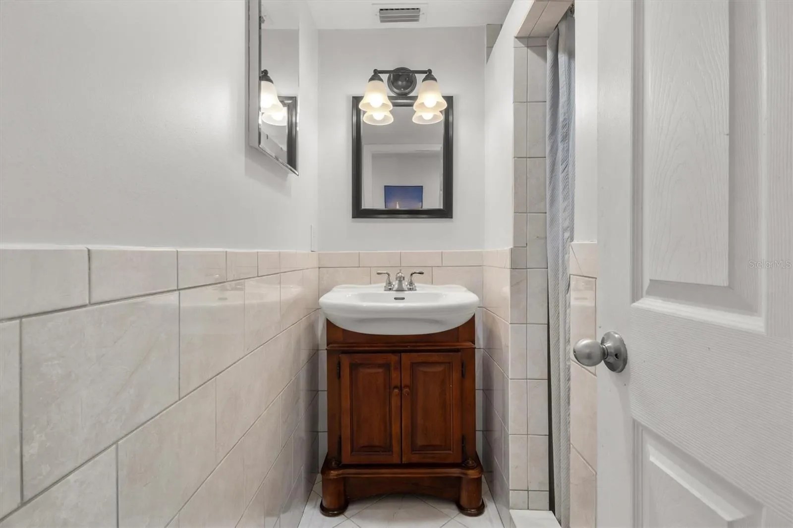 Secondary bathroom