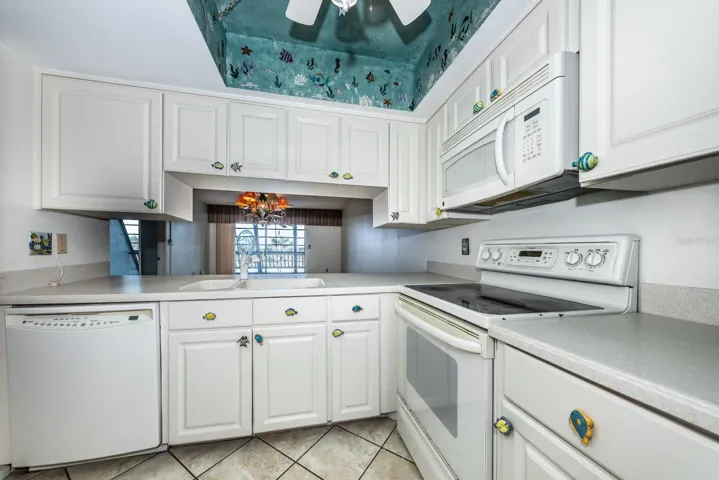 Spacious Kitchen