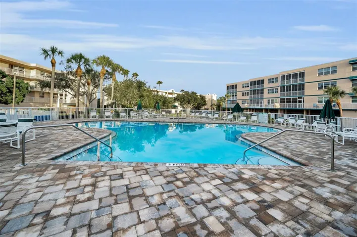 Community pool
