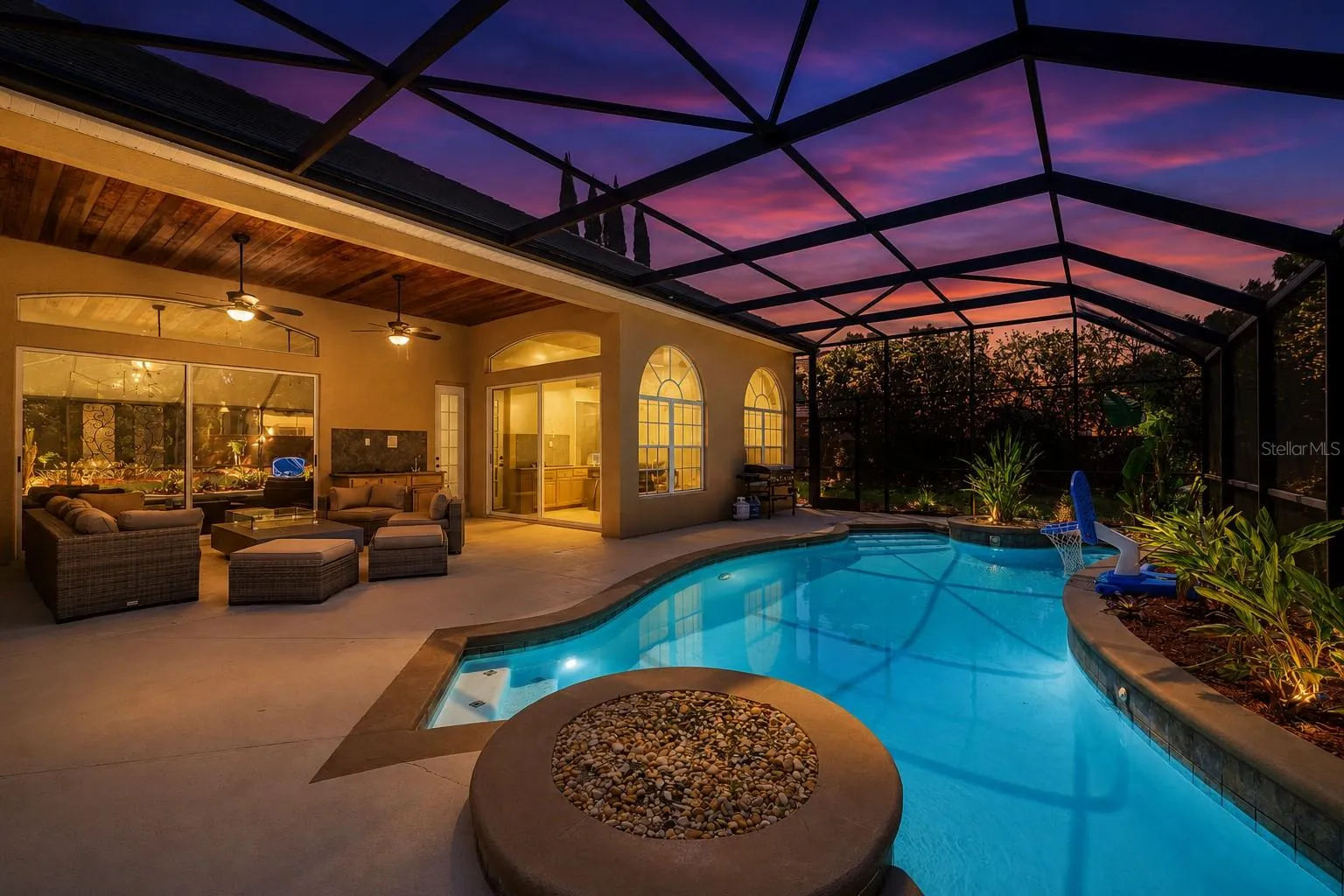 Twilight Covered and Screened in Patio &amp; Pool