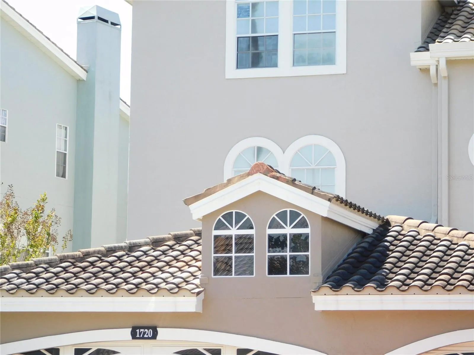 Tile roof