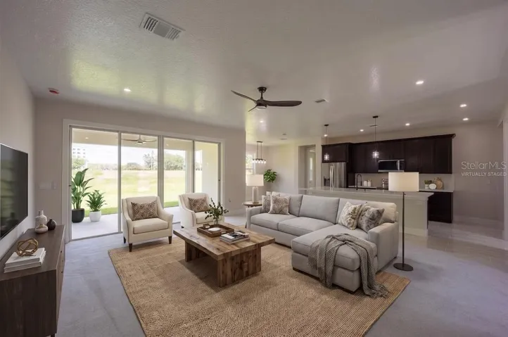 Virtually staged main area