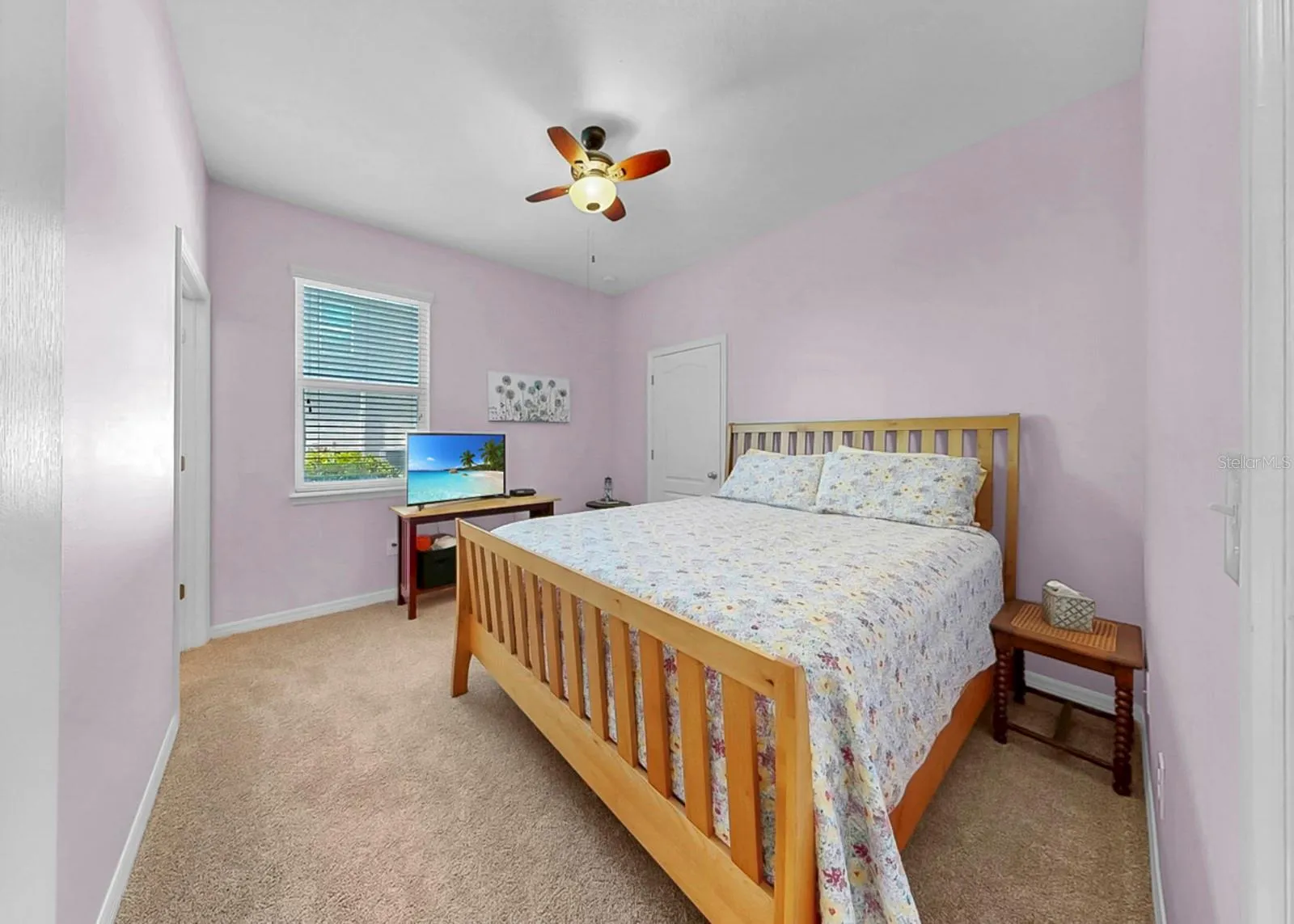 1st floor secondary bedroom
