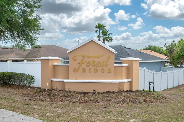 Forest Ridge is a deed restricted community with quarterly dues of $269.00.  No CDD fees.