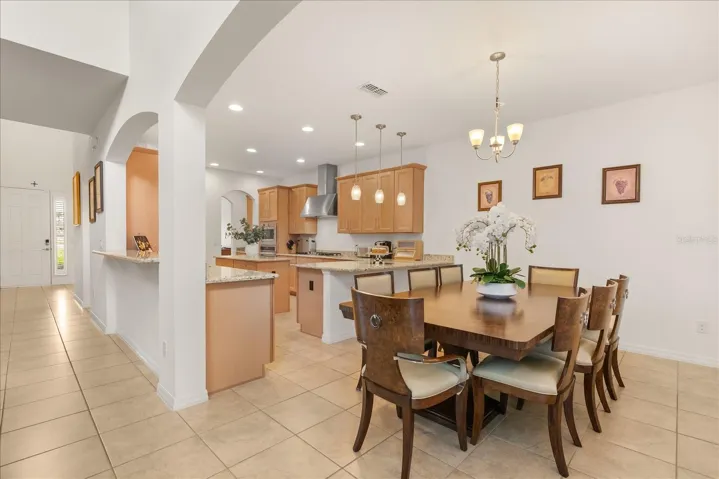 Breakfast nook-Kitchen