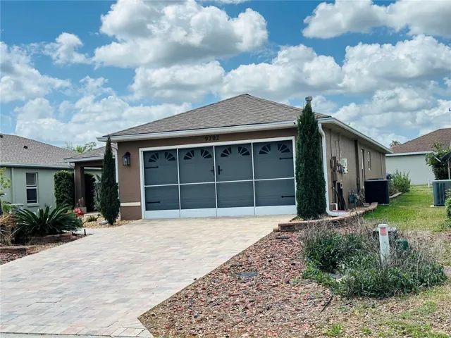 2 CAR GARAGE WITH SCREEN DOORS
