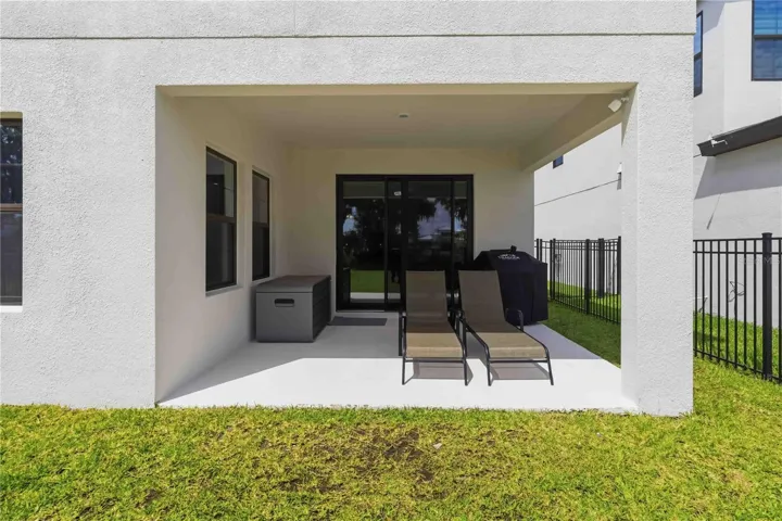 Covered Outdoor Living
