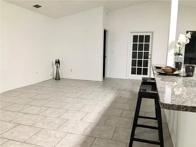 Let's be creative in the decoration!