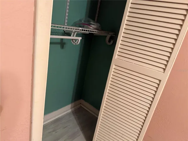 1 of 2 back bed closets