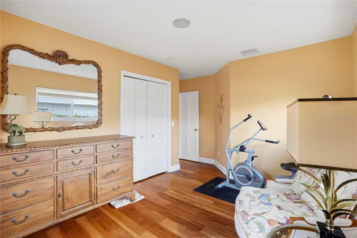 2nd Bedroom