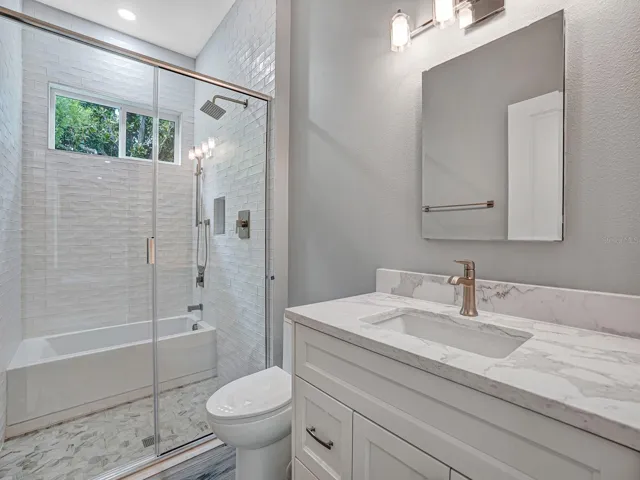 third bathroom with tub