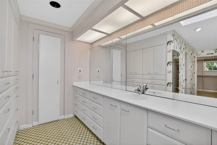 Owner's Bathroom