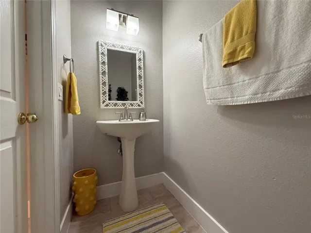 1170