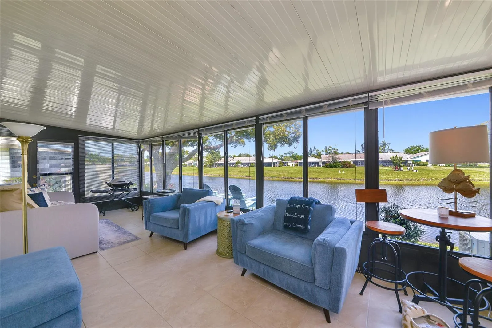 Florida room with separate splitter for Year-round comfort