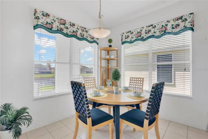 breakfast nook