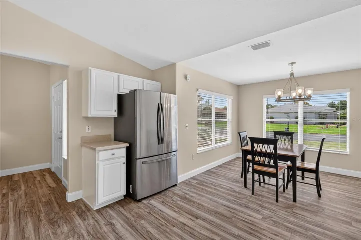 Newer appliances (Furniture pieces available separately)