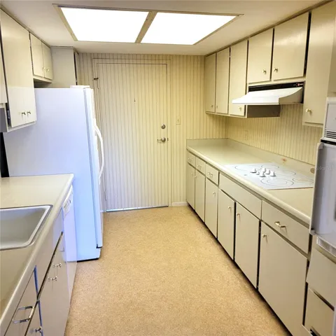 Expandable Kitchen