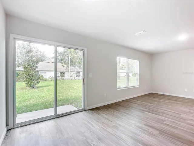 Photos are of a similar or previously completed unit and are for illustrative purposes only. Features, finishes, and layout may vary.